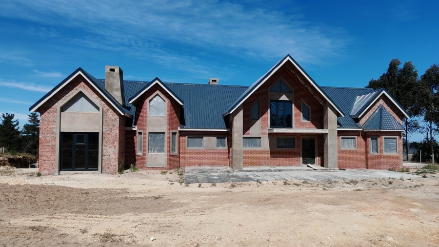 4 Bedroom Property for Sale in Groot Brakrivier Central Western Cape